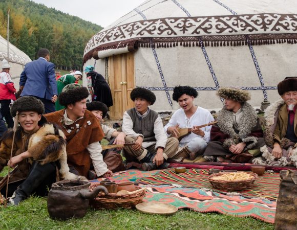 Along The Silk Road – Cultural Tour Kyrgyzstan